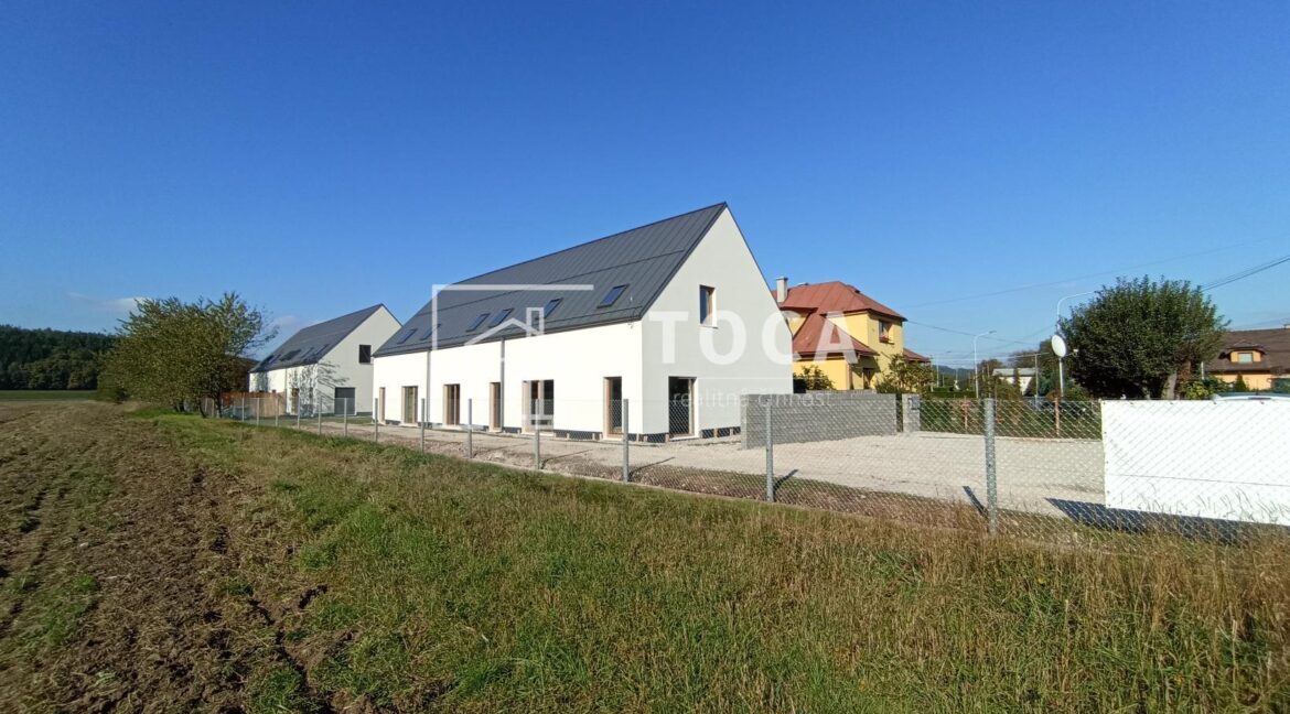 A03 A18 IMG_20251003_150520